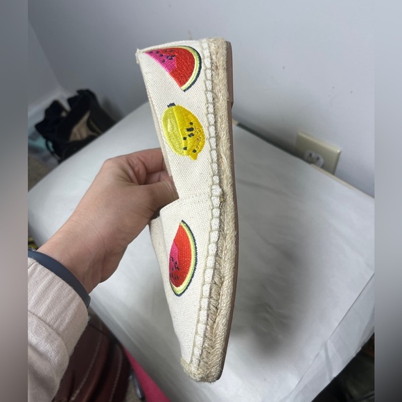 J. Crew EUC Fruit Embroidered Canvas Espadrilles Sz 7 Spring Resort Vacation - Picture 9 of 13
